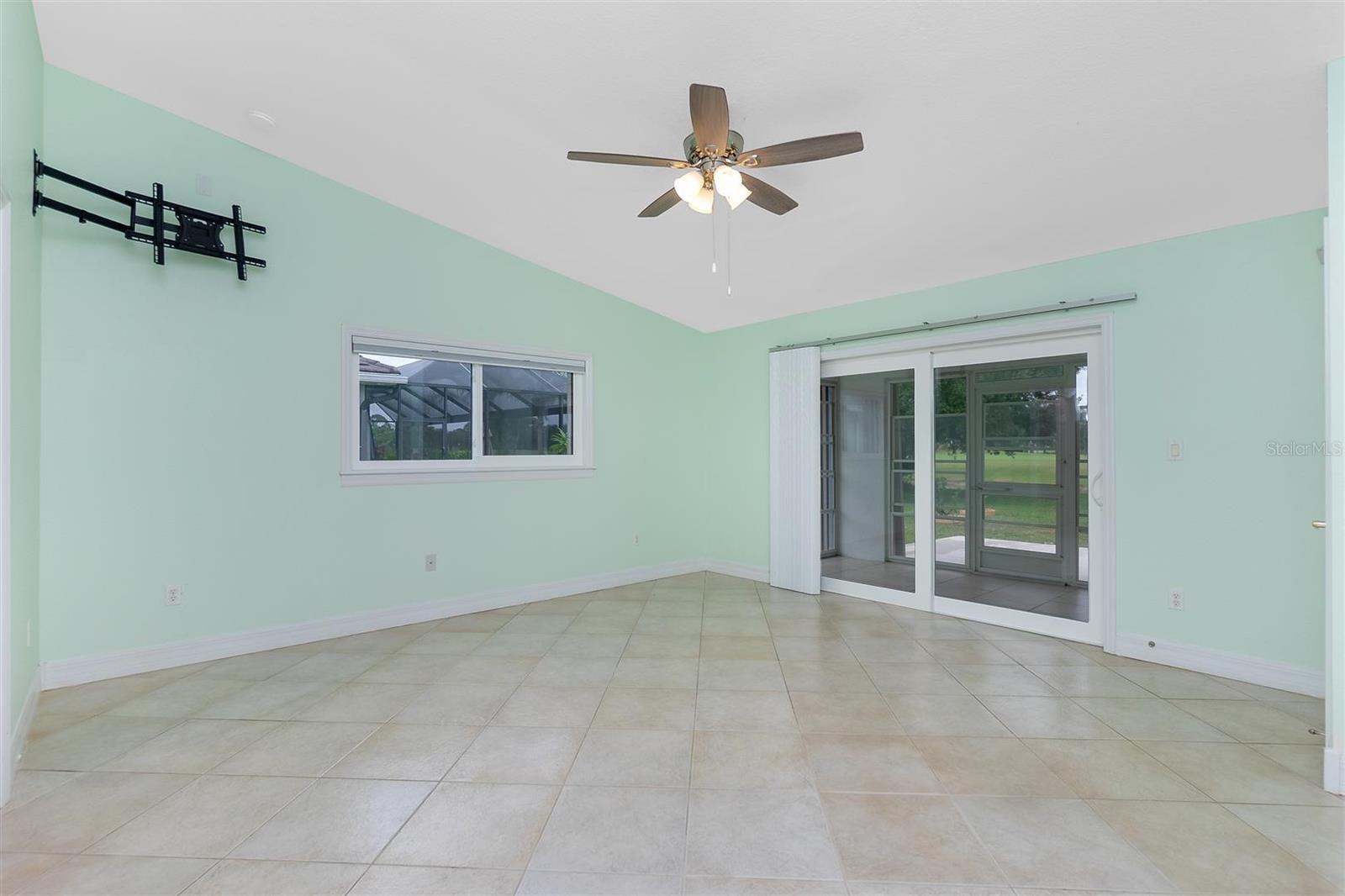 KINGS XING - Residential