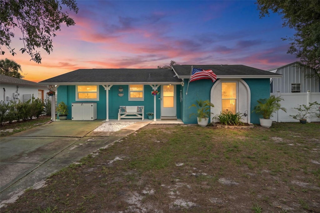 Photo of 7906 Woodvine Circle, Tampa, FL 33615 (MLS # TB8518197)