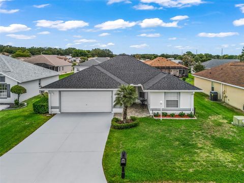 Photo of 12323 SE 176th Loop, Summerfield, FL 34491 (MLS # G5111246)