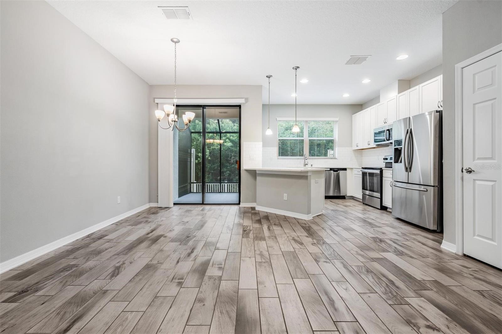WEST LAKE TWNHMS PH 2 - Residential