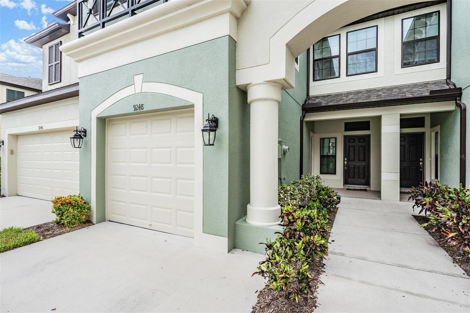 WEST LAKE TWNHMS PH 2 - Residential