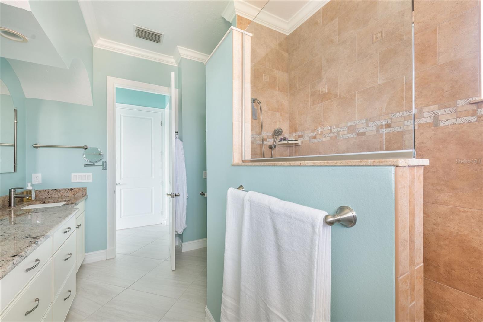 GROVE CITY SHORES - Residential