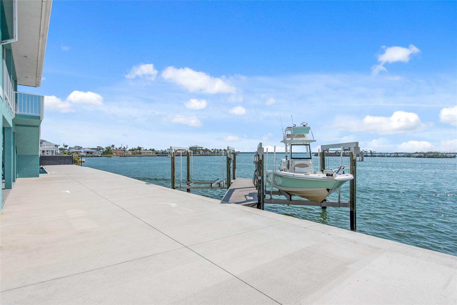 GROVE CITY SHORES - Residential