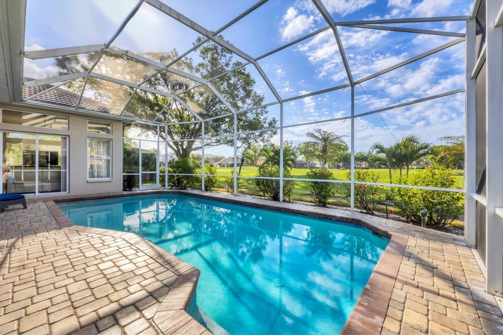 CALUSA LAKES - Residential