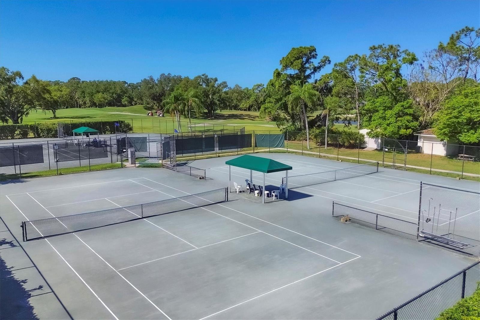 CALUSA LAKES - Residential