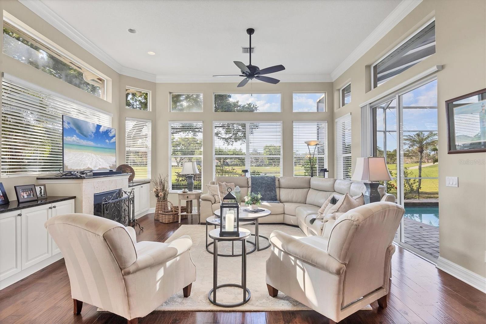CALUSA LAKES - Residential