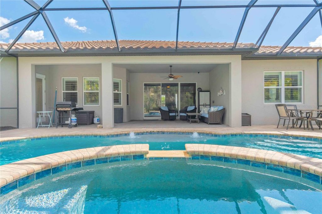 Photo of 19835 Bridgetown Loop, Venice, FL 34293 (MLS # C7523016)