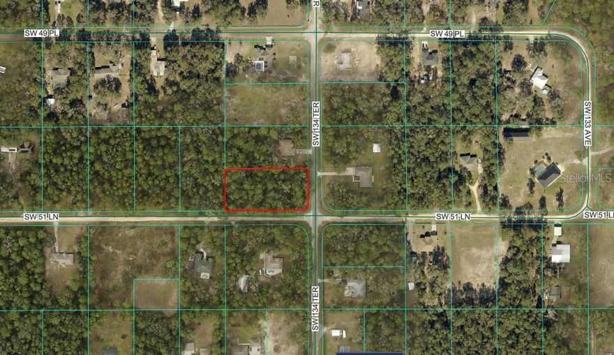 This lot is on paved road, with the majority of the lot is in the AE flood zone with part in flood zone X.  Close to Hwy 40 and WEC, Ocala and Dunnellon.