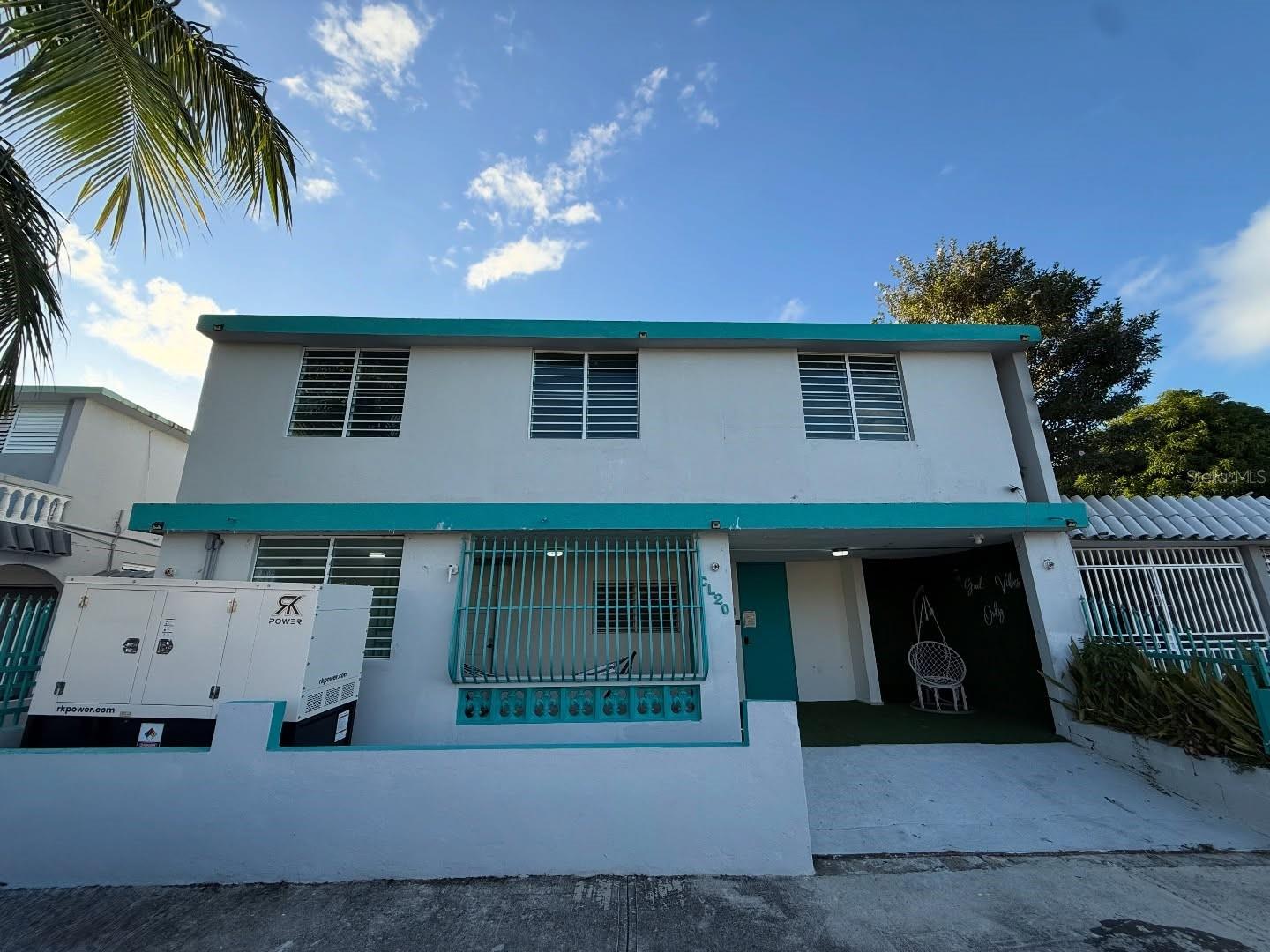 JARDINES DE COUNTRY CLUB - Residential Income