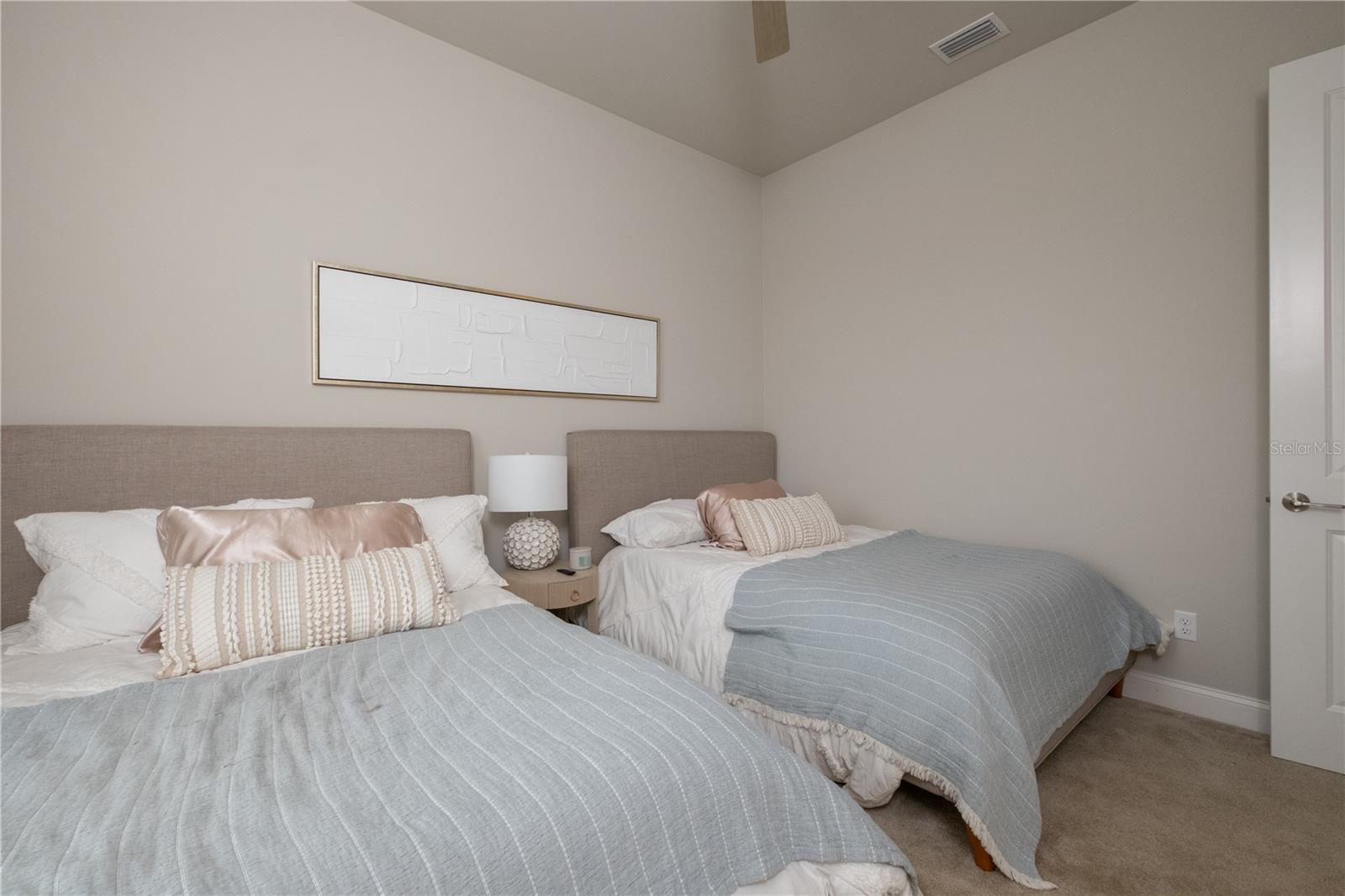 OAKMONT PH 4 PB 36 PG 83 - Residential