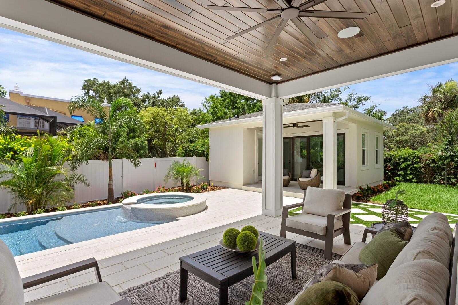 BEACH PARK - Residential