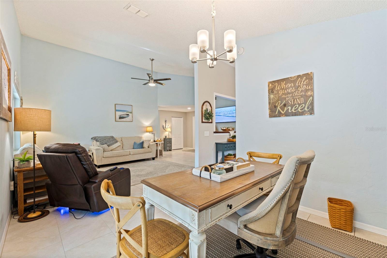 ARLINGTON PARK - Residential