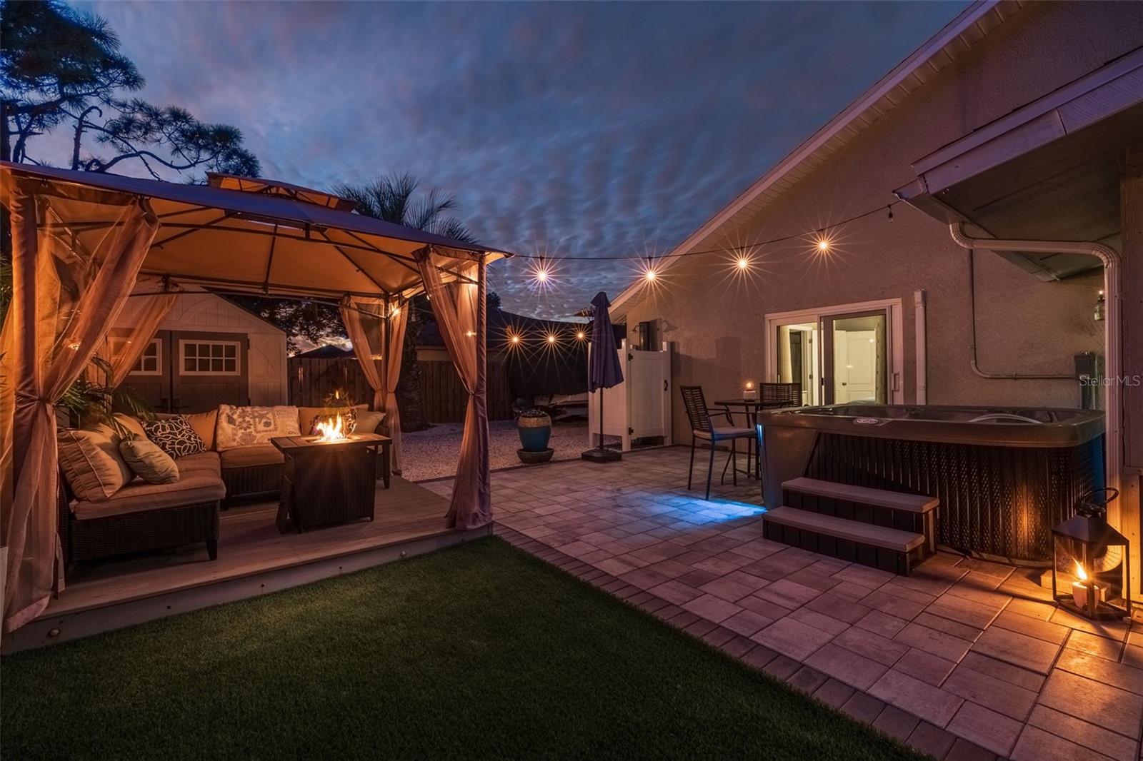 ARLINGTON PARK - Residential