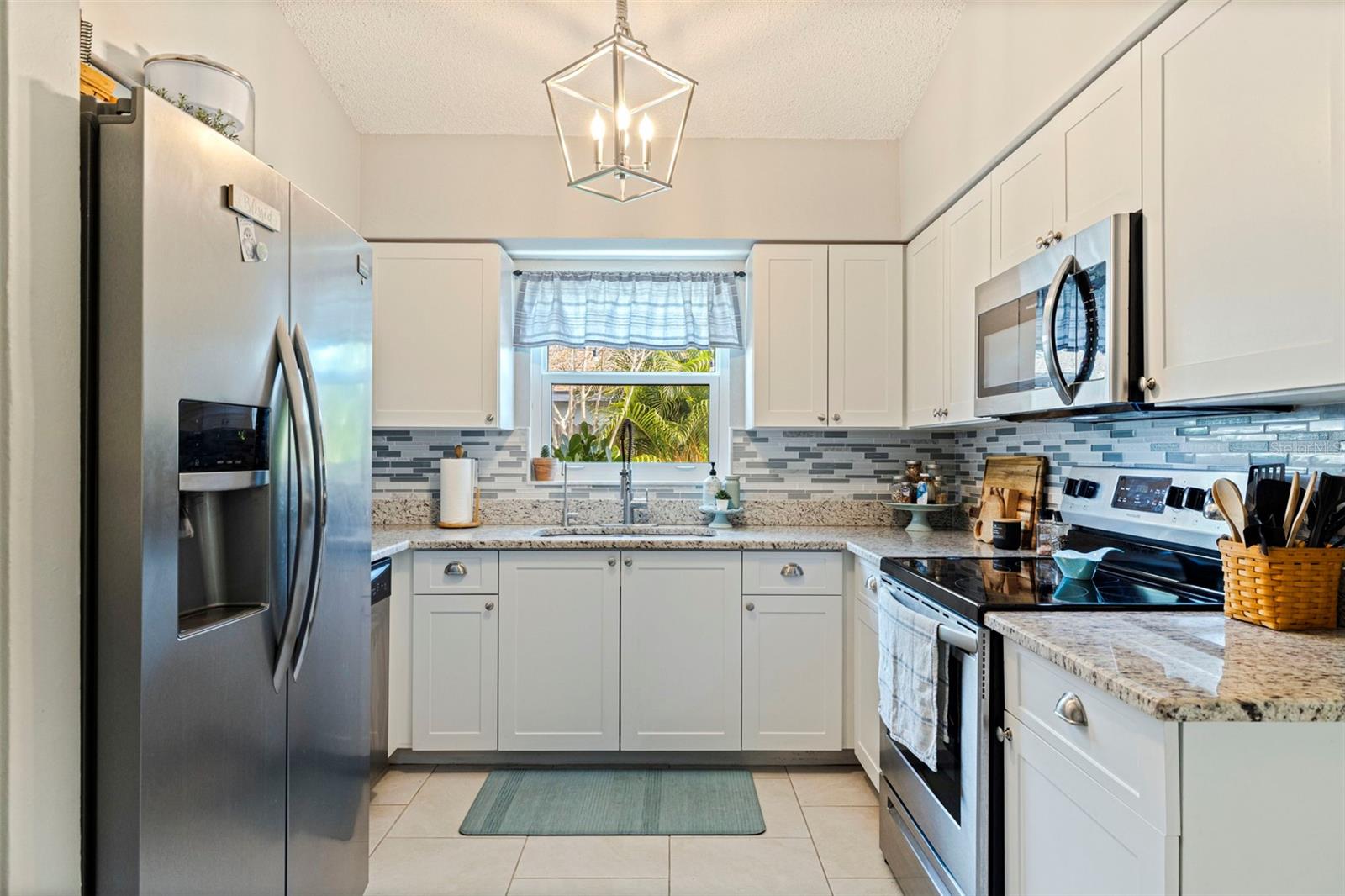 ARLINGTON PARK - Residential