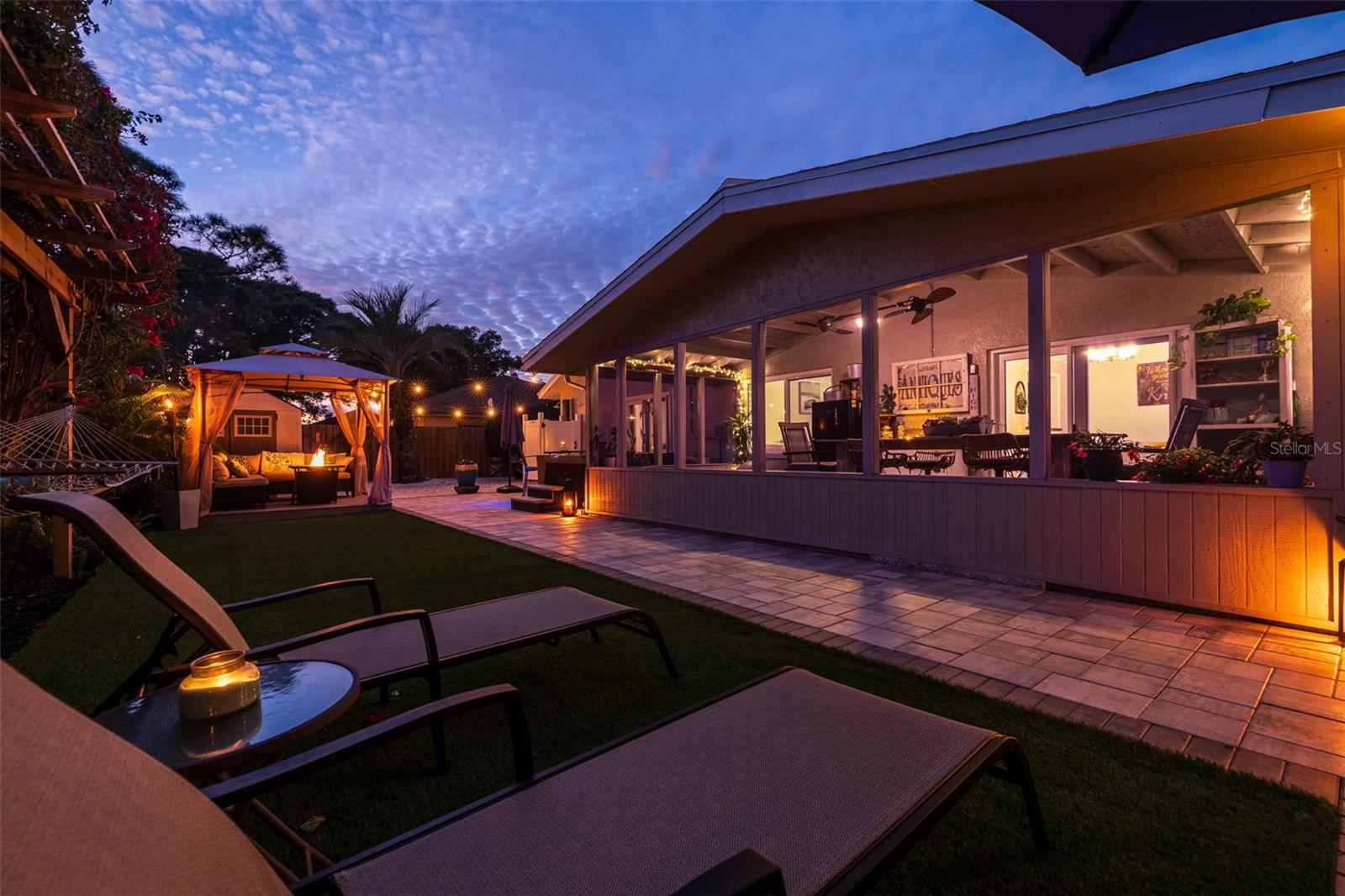 ARLINGTON PARK - Residential