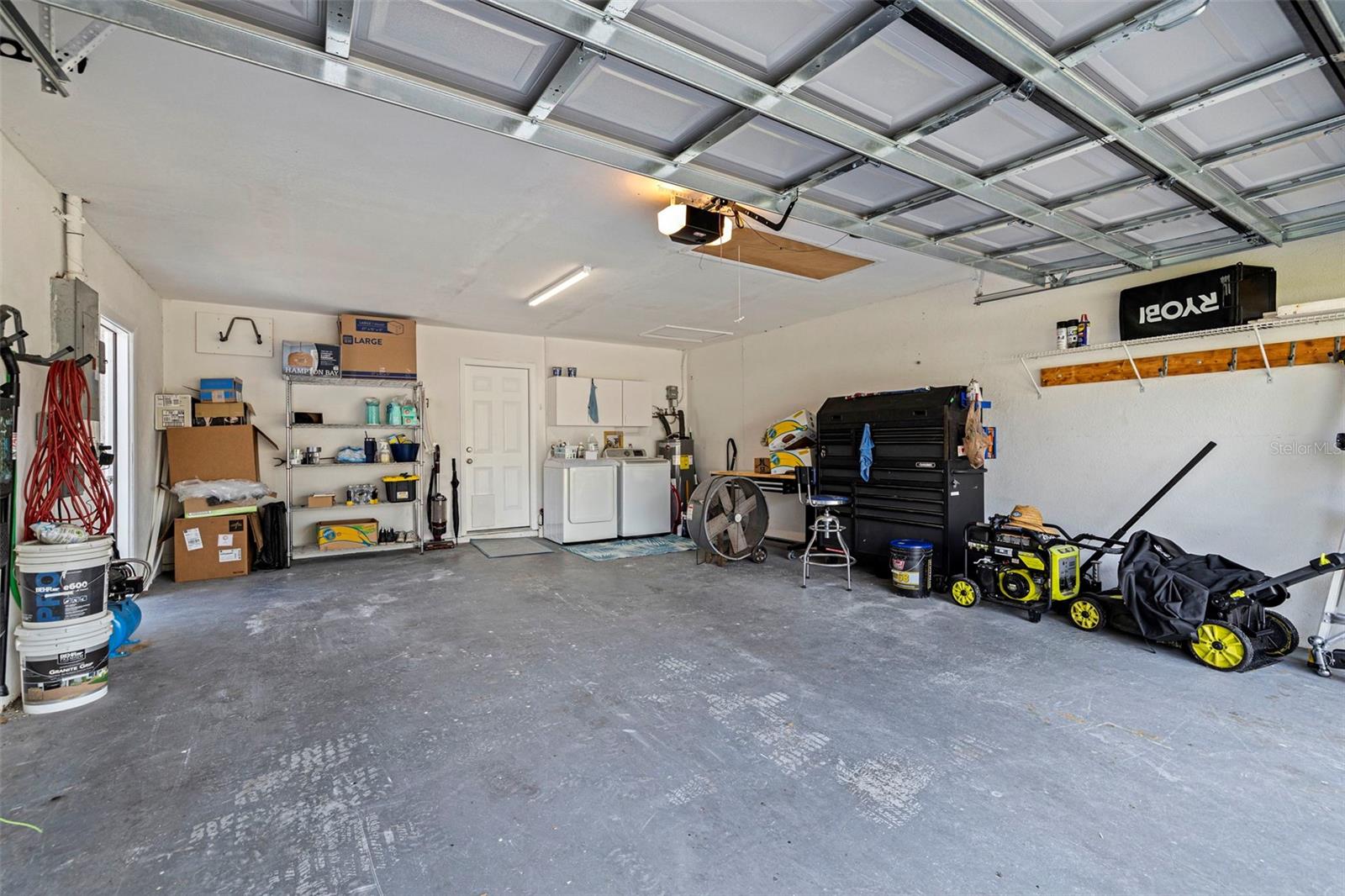 ARLINGTON PARK - Residential