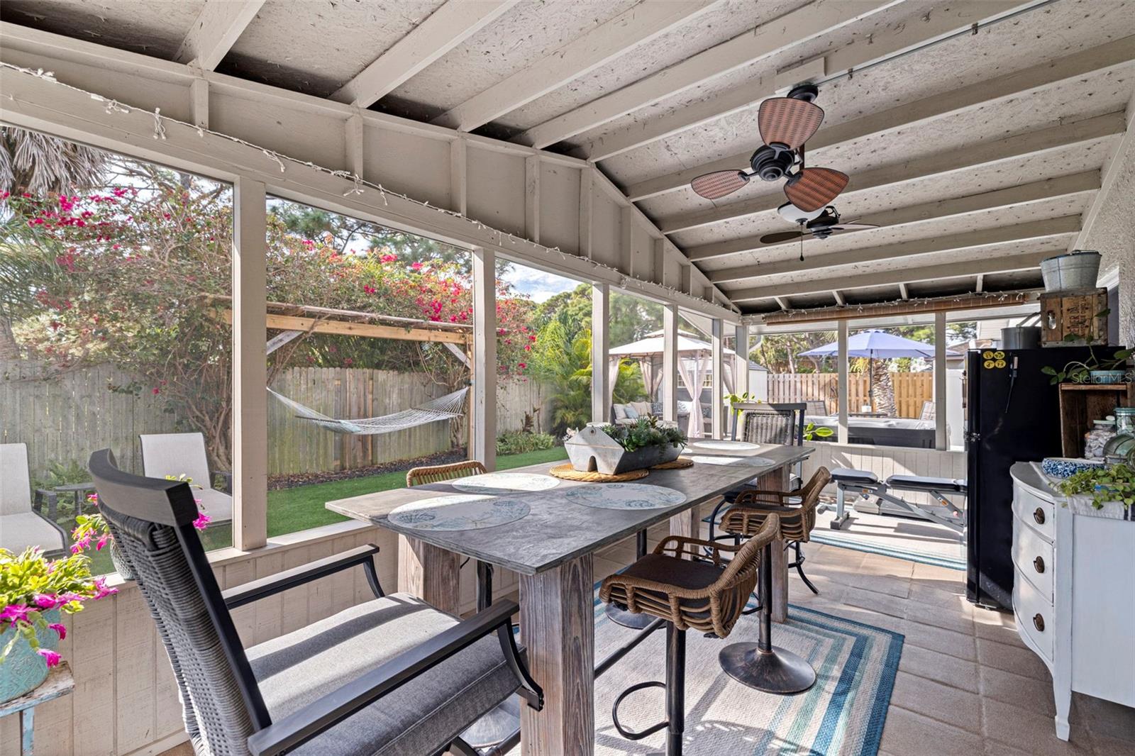 ARLINGTON PARK - Residential