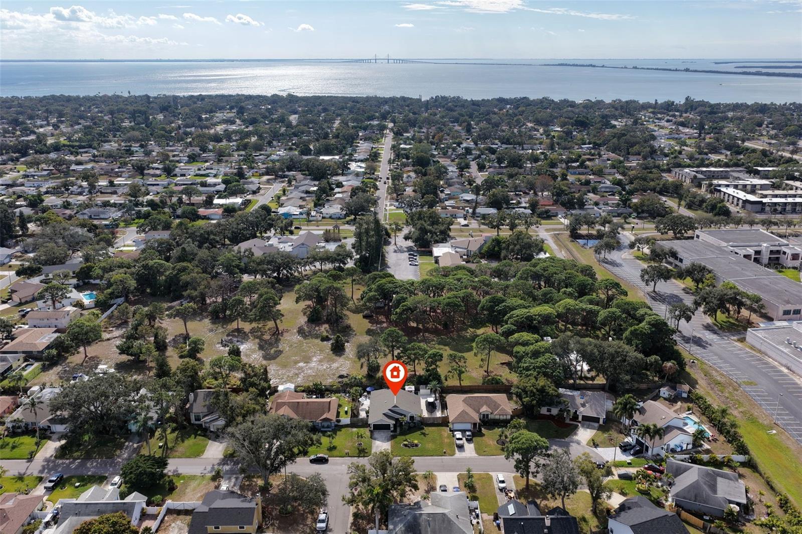 ARLINGTON PARK - Residential