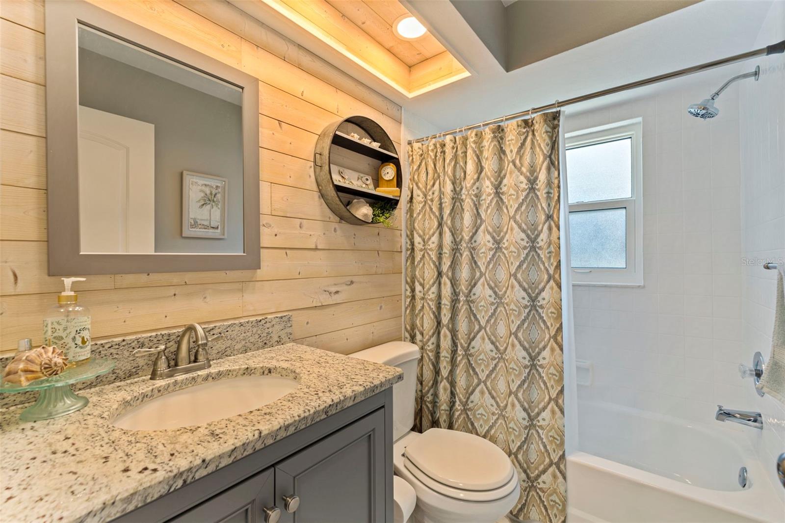 ARLINGTON PARK - Residential