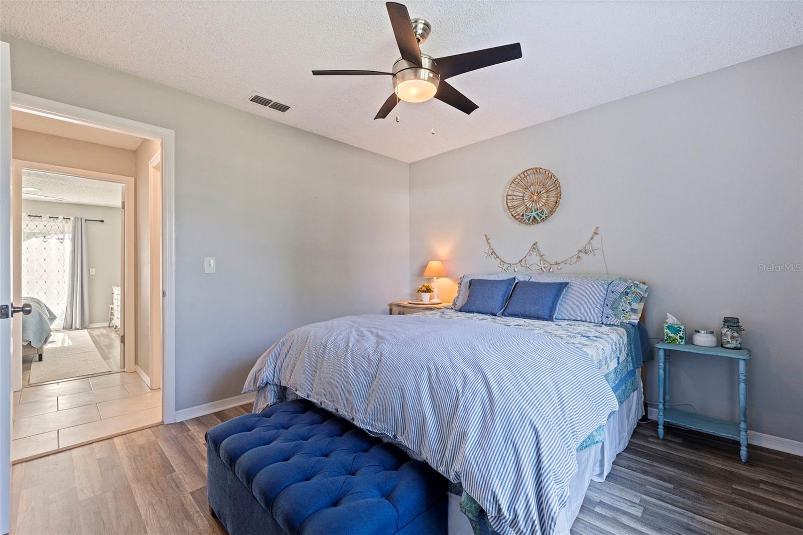 ARLINGTON PARK - Residential