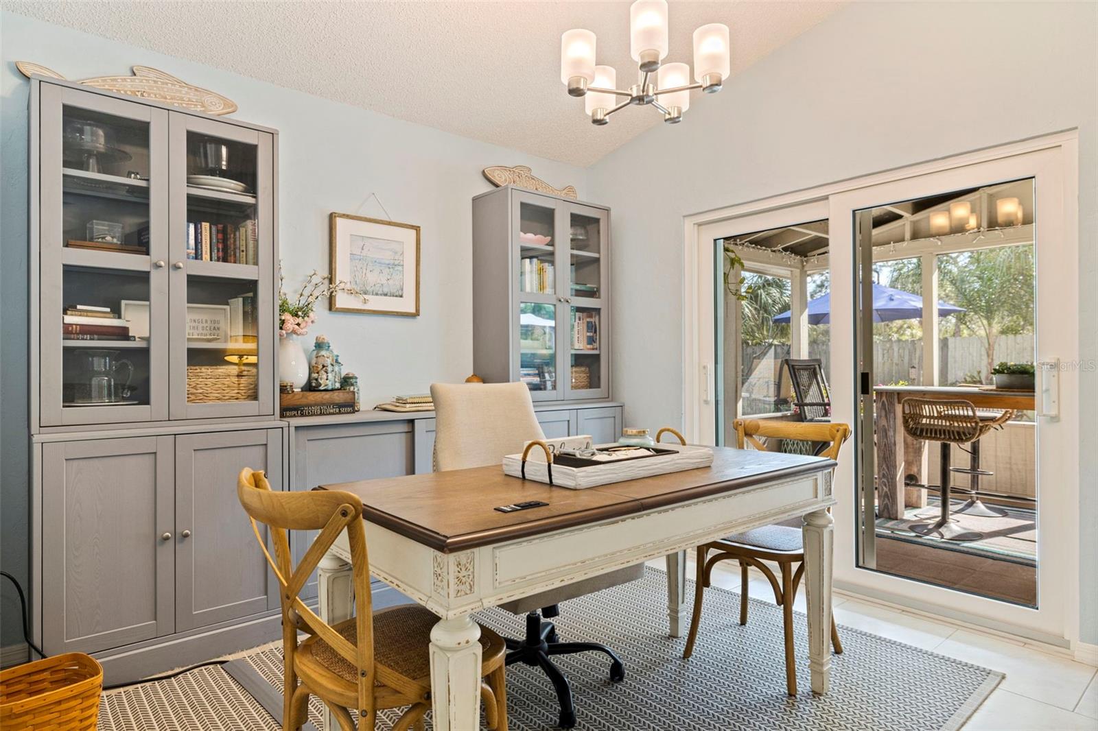 ARLINGTON PARK - Residential