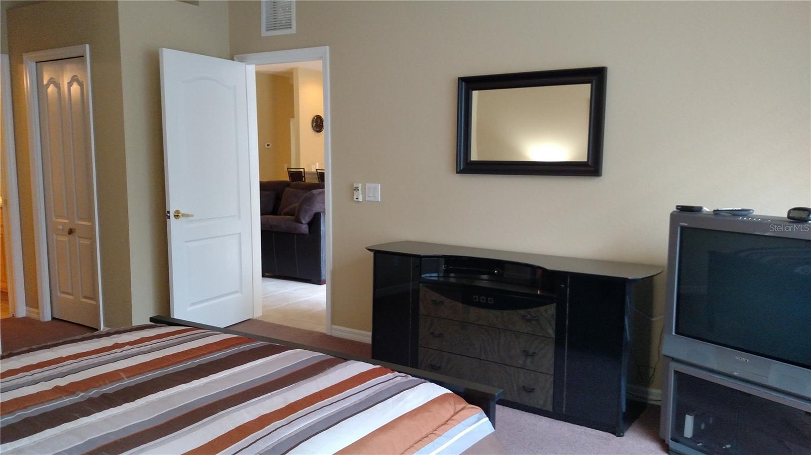 STONEYBROOK AT VENICE - Residential Lease