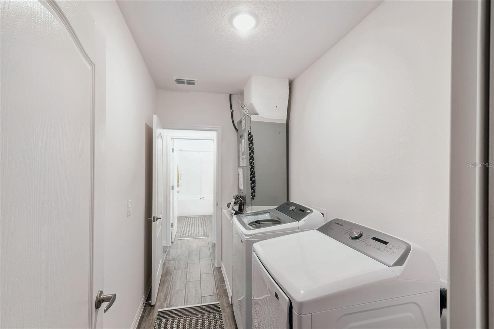 ANDOVER RDG - Residential