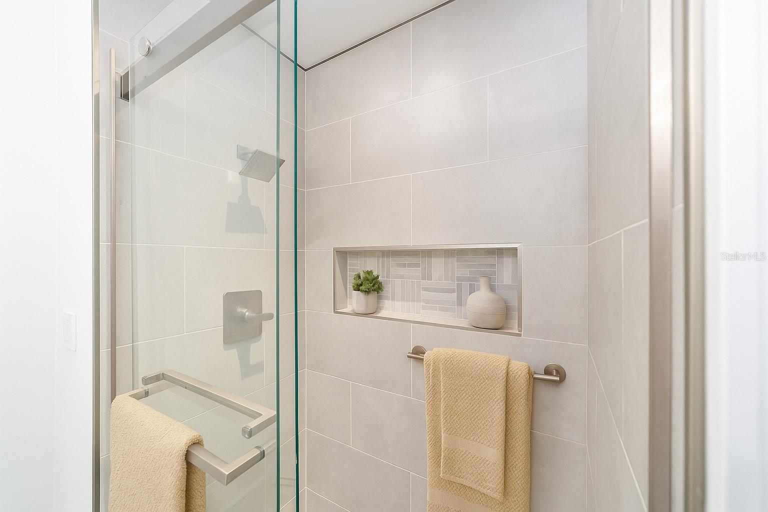 SUBURBAN HEIGHTS - Residential