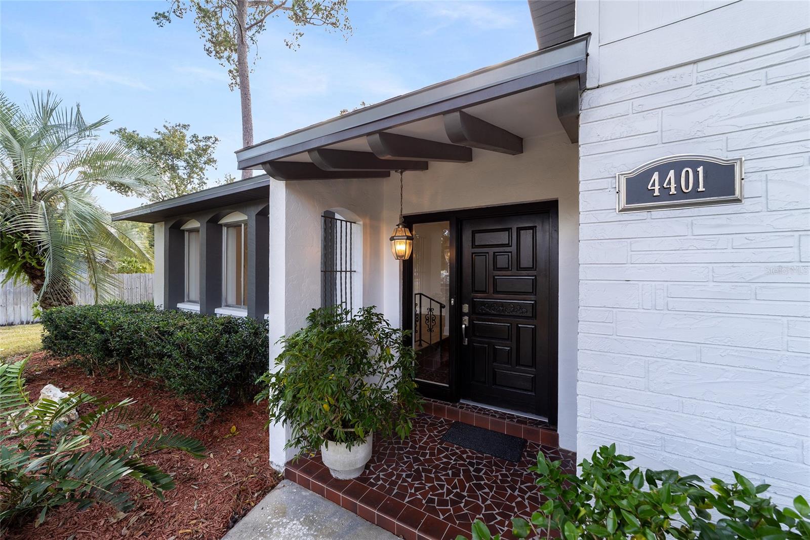 SUBURBAN HEIGHTS - Residential