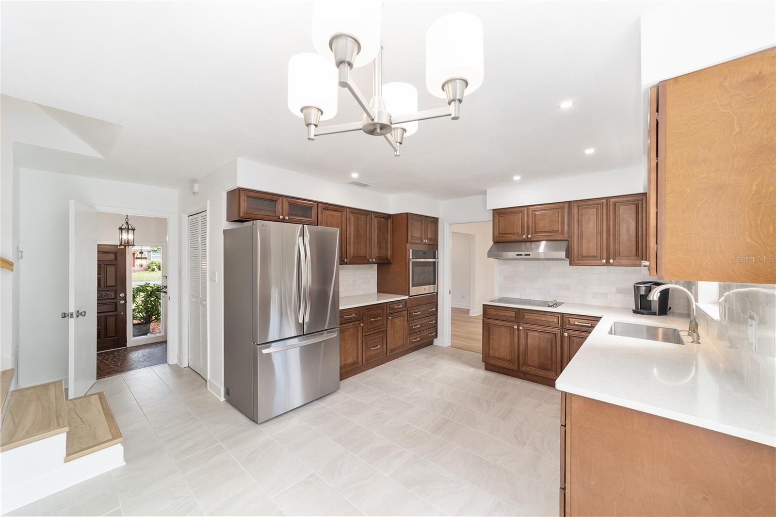 SUBURBAN HEIGHTS - Residential