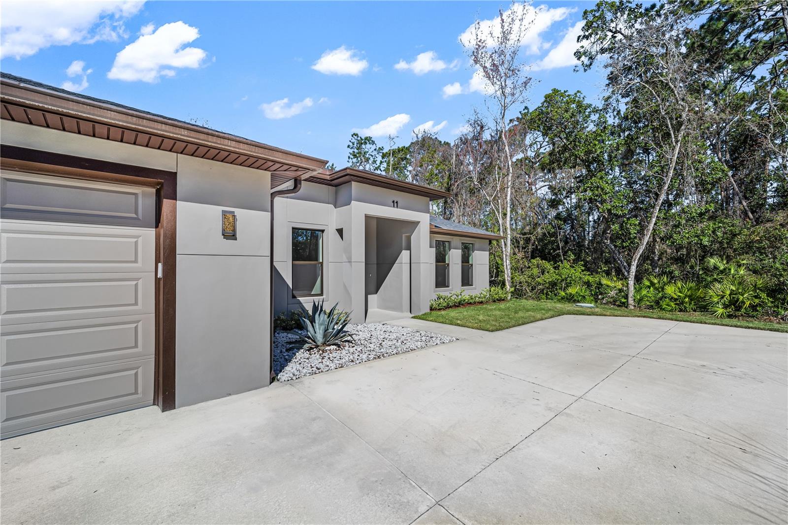 PALM COAST/EASTHAMPTON SEC 34 - Residential Lease