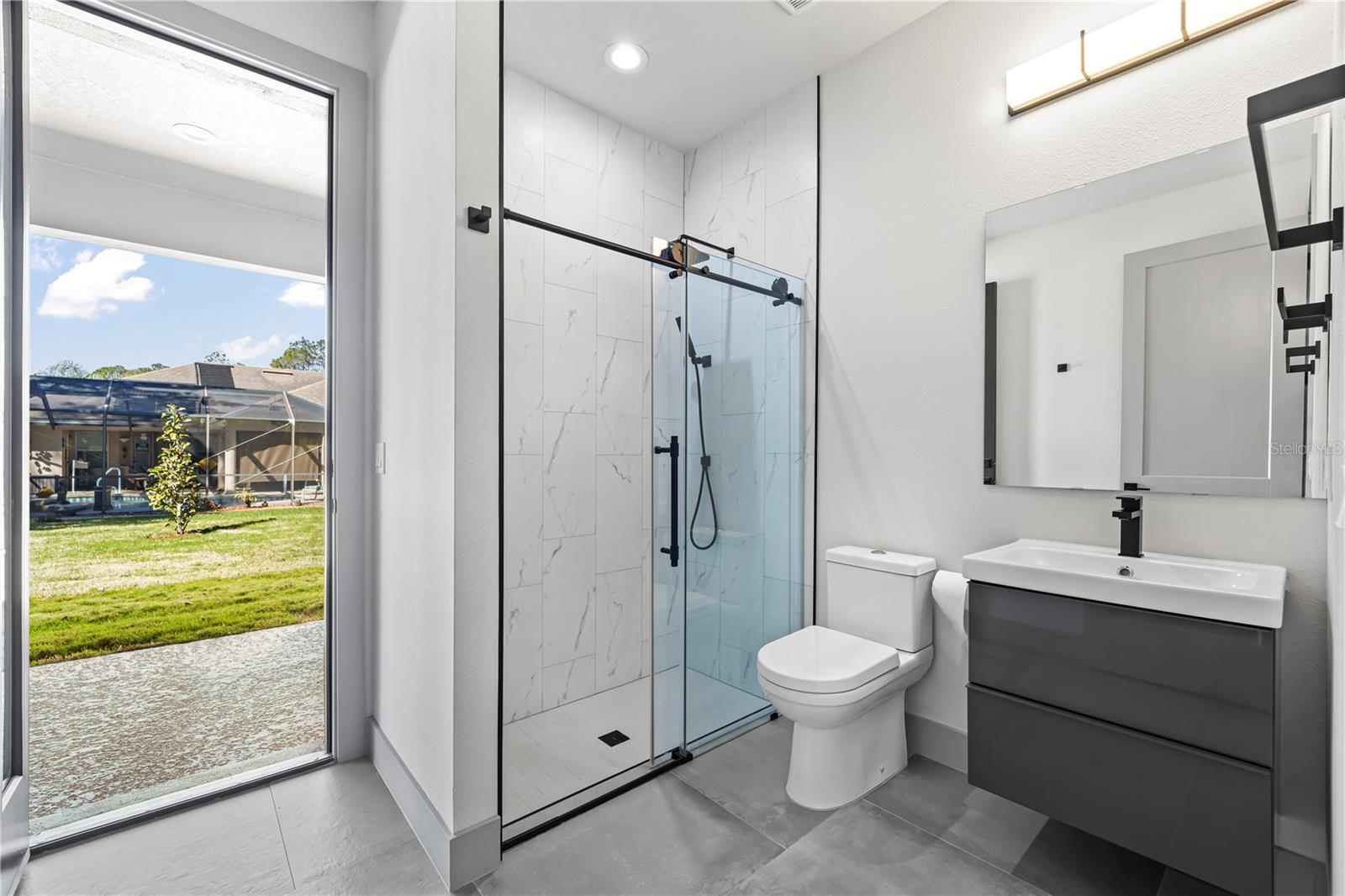 PALM COAST/EASTHAMPTON SEC 34 - Residential Lease