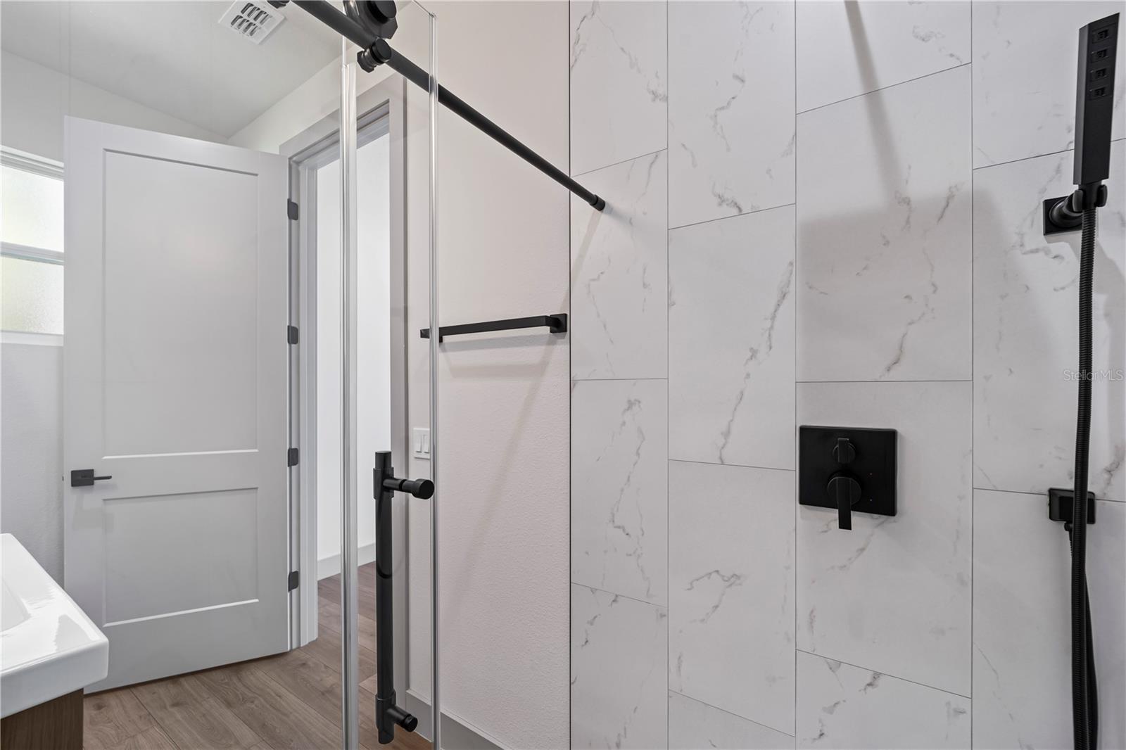 PALM COAST/EASTHAMPTON SEC 34 - Residential Lease