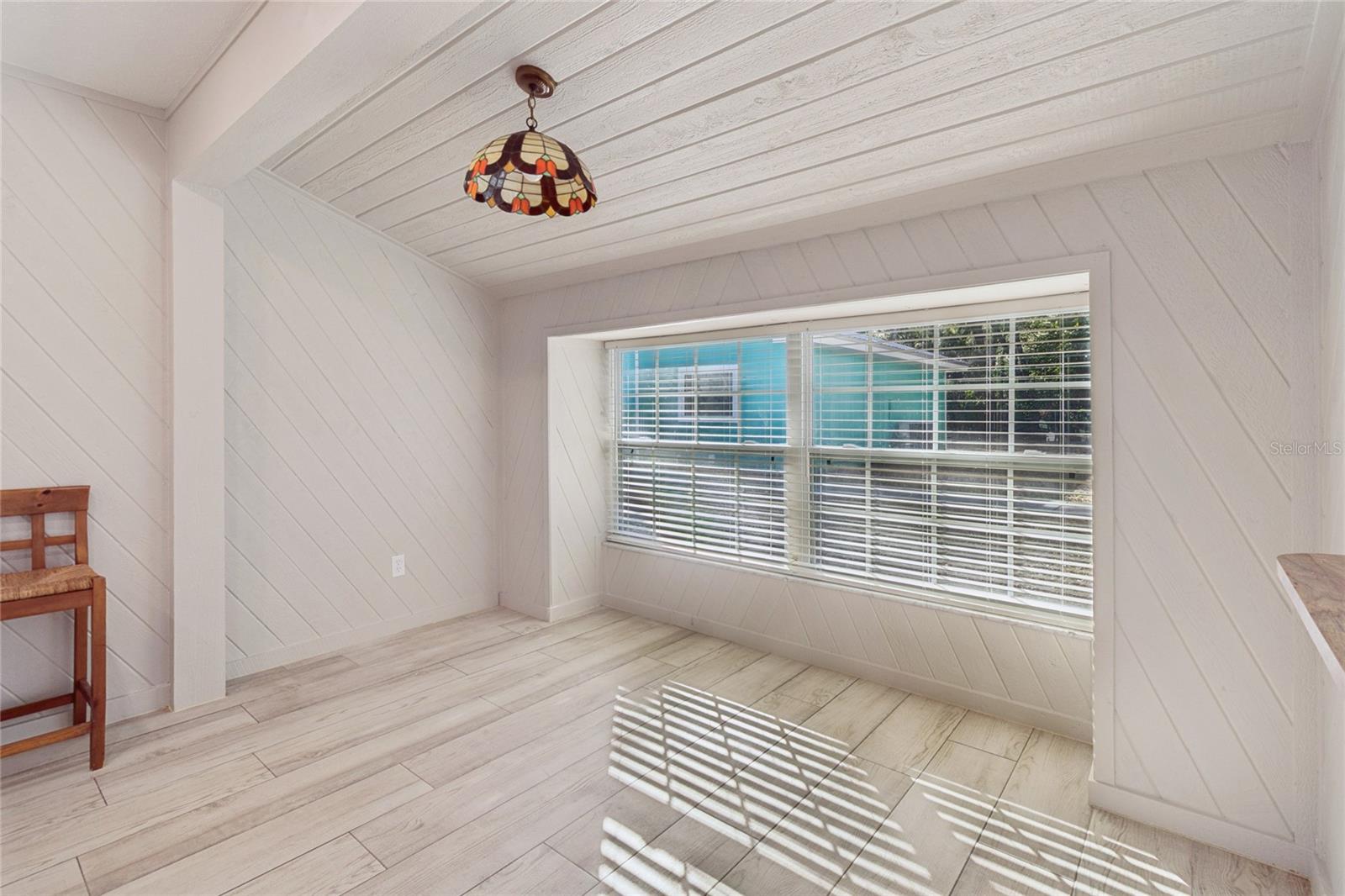 HAMPTON OAKS - Residential