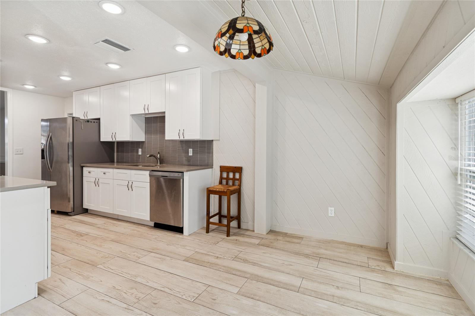 HAMPTON OAKS - Residential