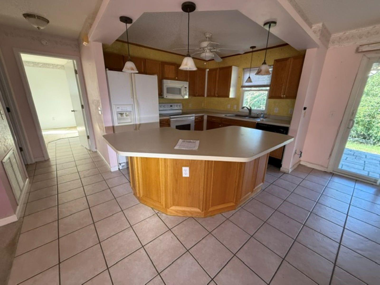 524 SAN MARINO DRIVE