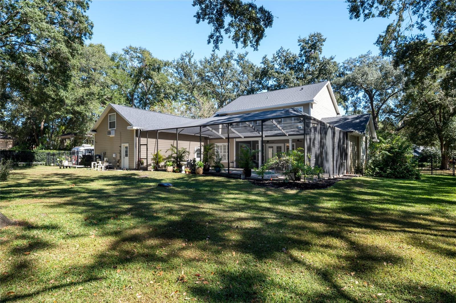 EMERALD COVE - Residential