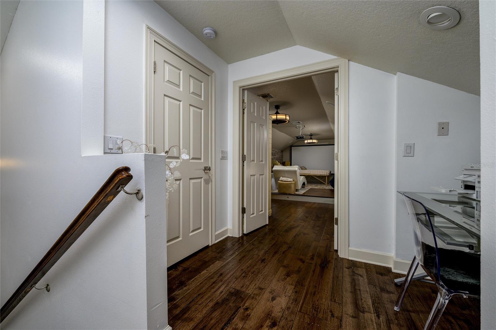 EMERALD COVE - Residential