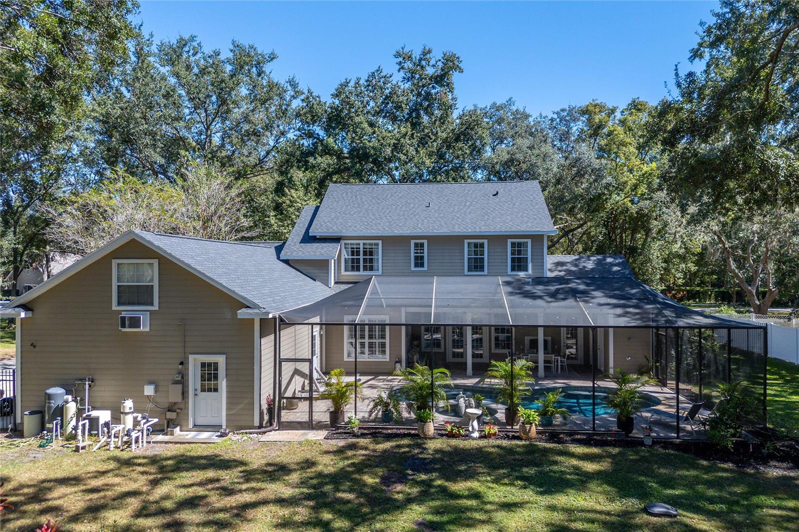 EMERALD COVE - Residential