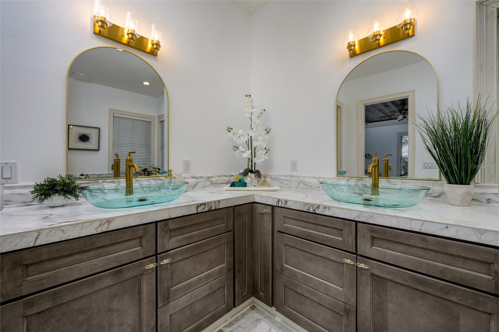 EMERALD COVE - Residential