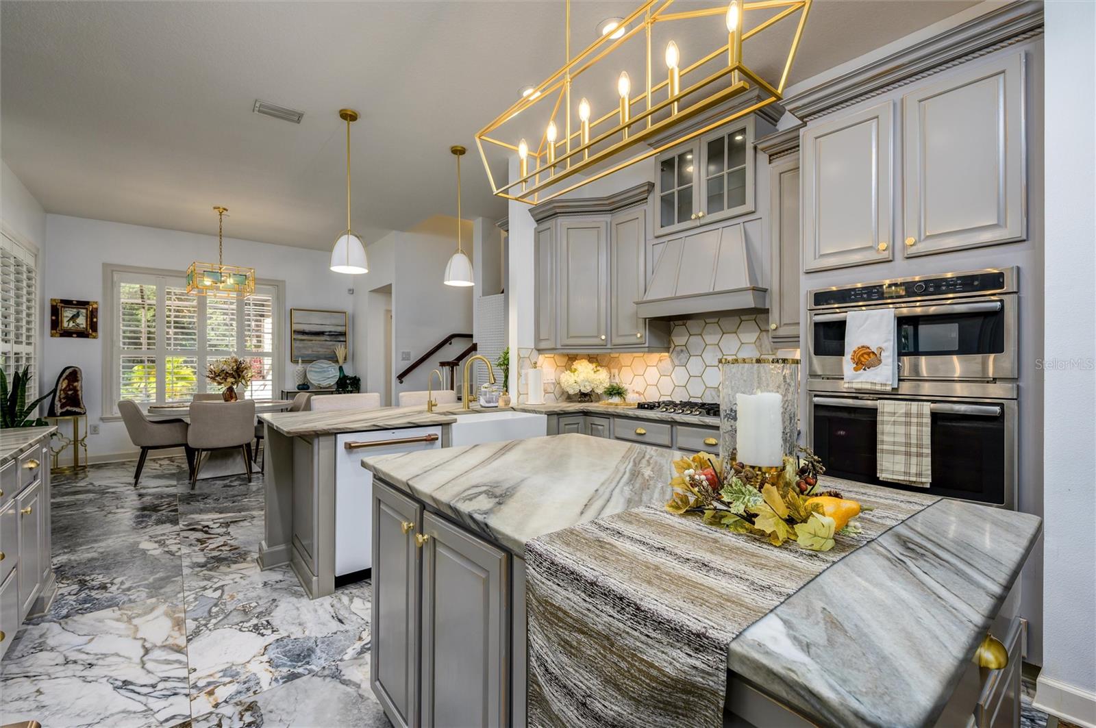 EMERALD COVE - Residential