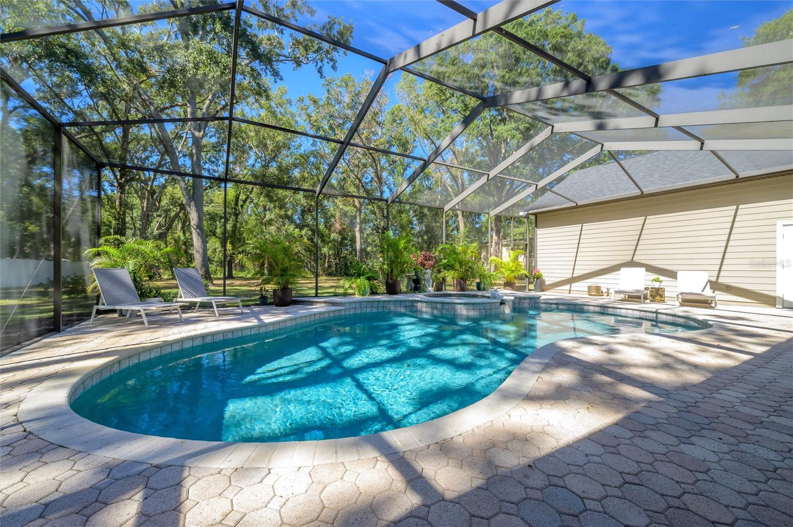 EMERALD COVE - Residential