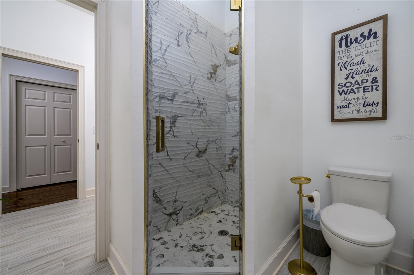 EMERALD COVE - Residential