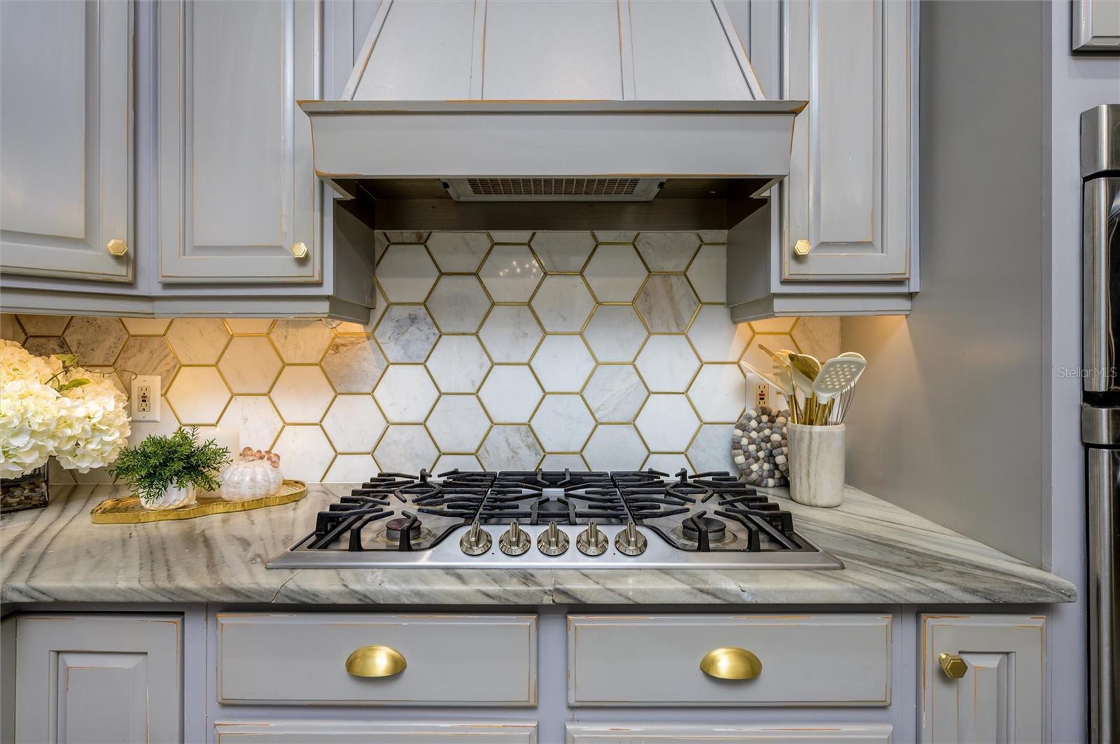 EMERALD COVE - Residential