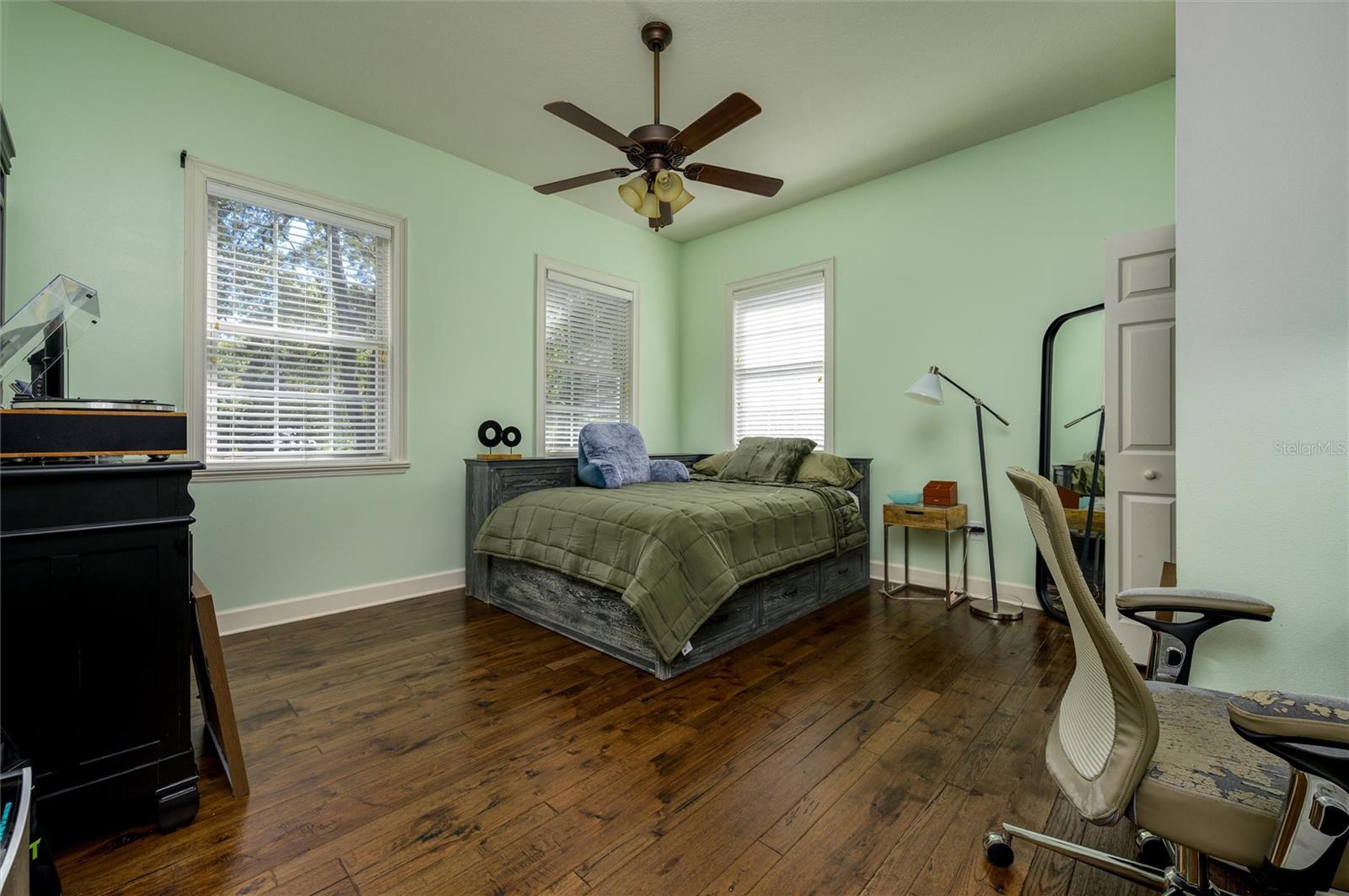 EMERALD COVE - Residential