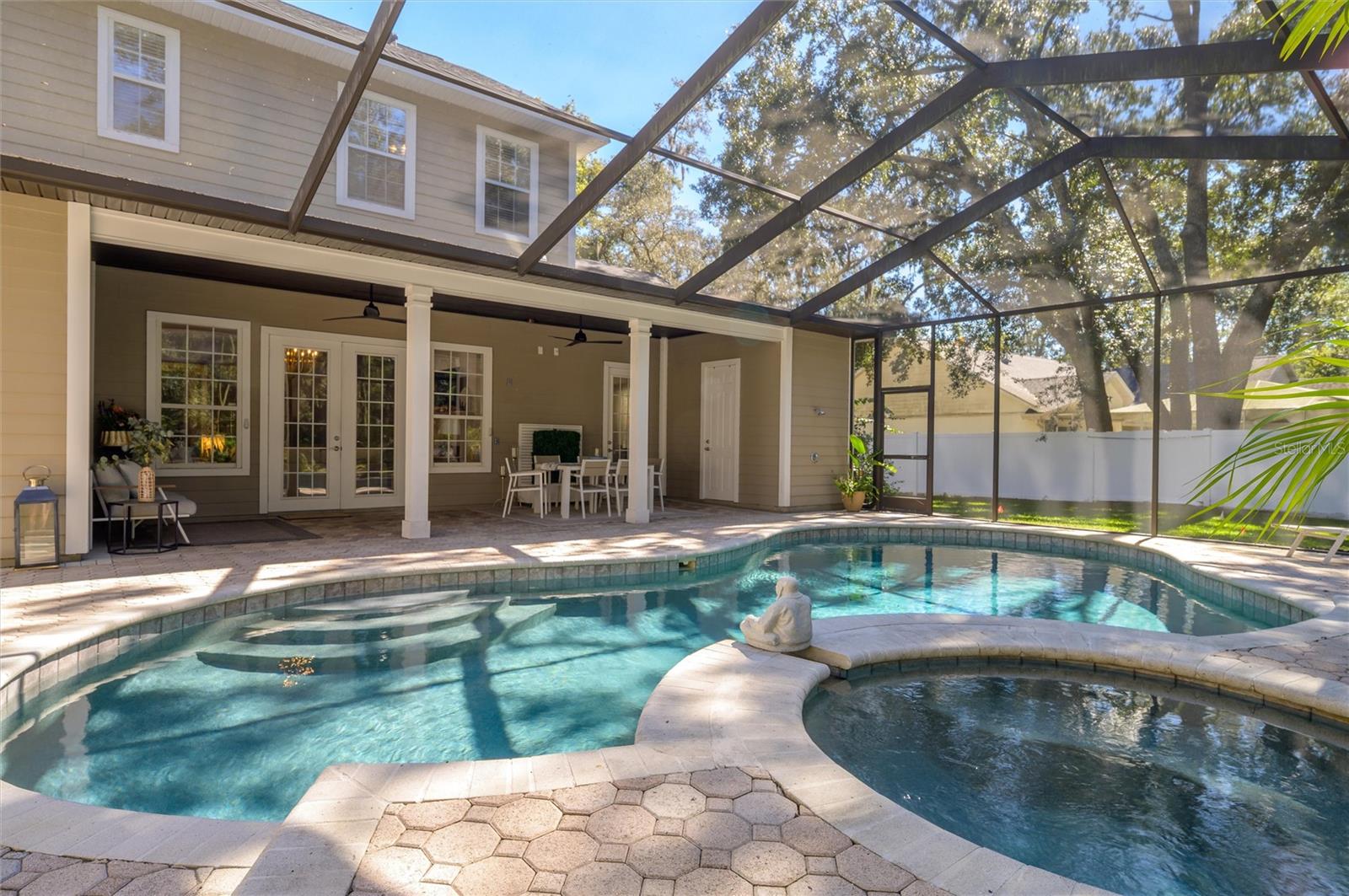 EMERALD COVE - Residential