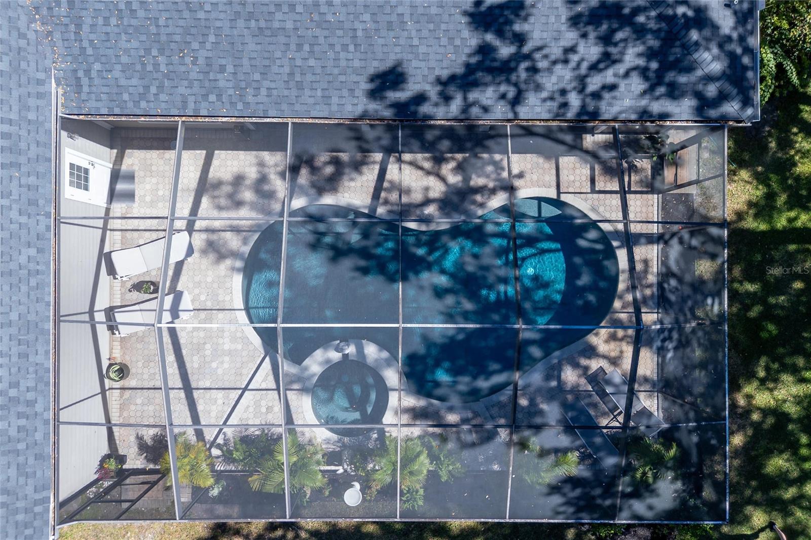 EMERALD COVE - Residential