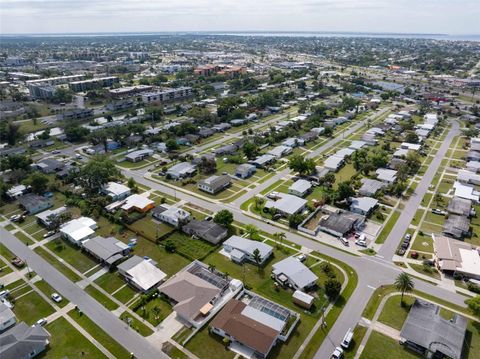 Single Family Residence in PORT CHARLOTTE FL 2554 AMBROSE LANE 40.jpg