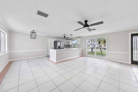 Single Family Residence in PORT CHARLOTTE FL 2554 AMBROSE LANE 8.jpg