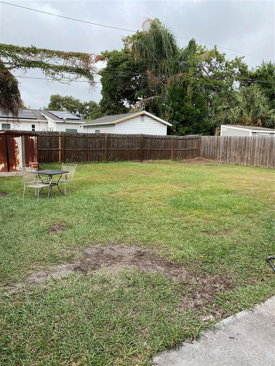 LAKE EUCLID - Residential